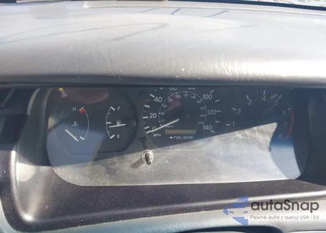 2001 Toyota Camry Ce из США, поврежденный, VIN 4T1BG22K11U846190